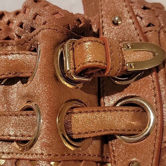 Jimmy Choo Tan Metallic Riki Shoulder Bag - Picture 7 of 14